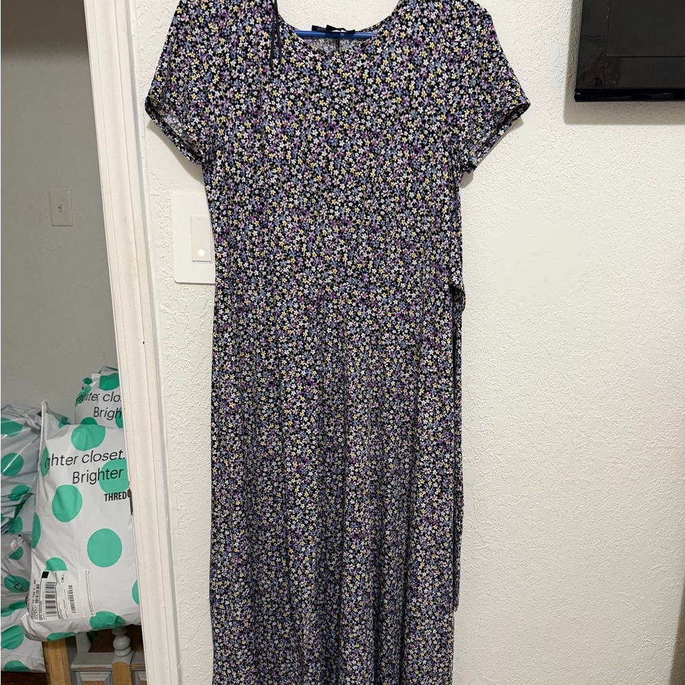 Chic Floral Maxi Dress in Purple and White